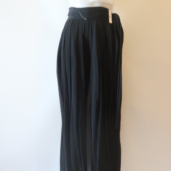 NWT Womens I.Magnin Black High Waisted Wide Leg Pleated Pants 4 * TICKETED PRICE - Picture 3 of 11